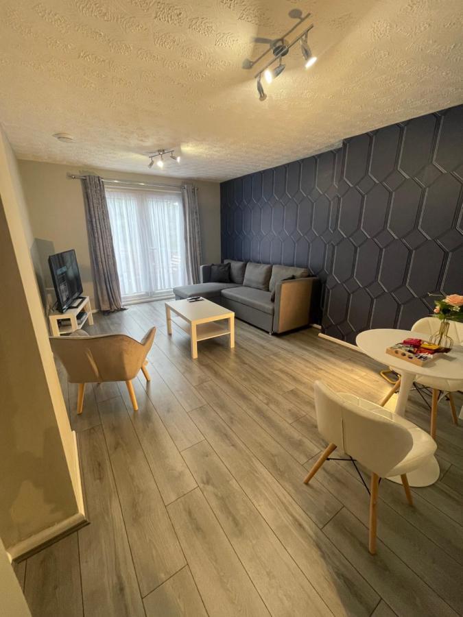 Cosy, Modern Apartment Wednesbury Exterior foto