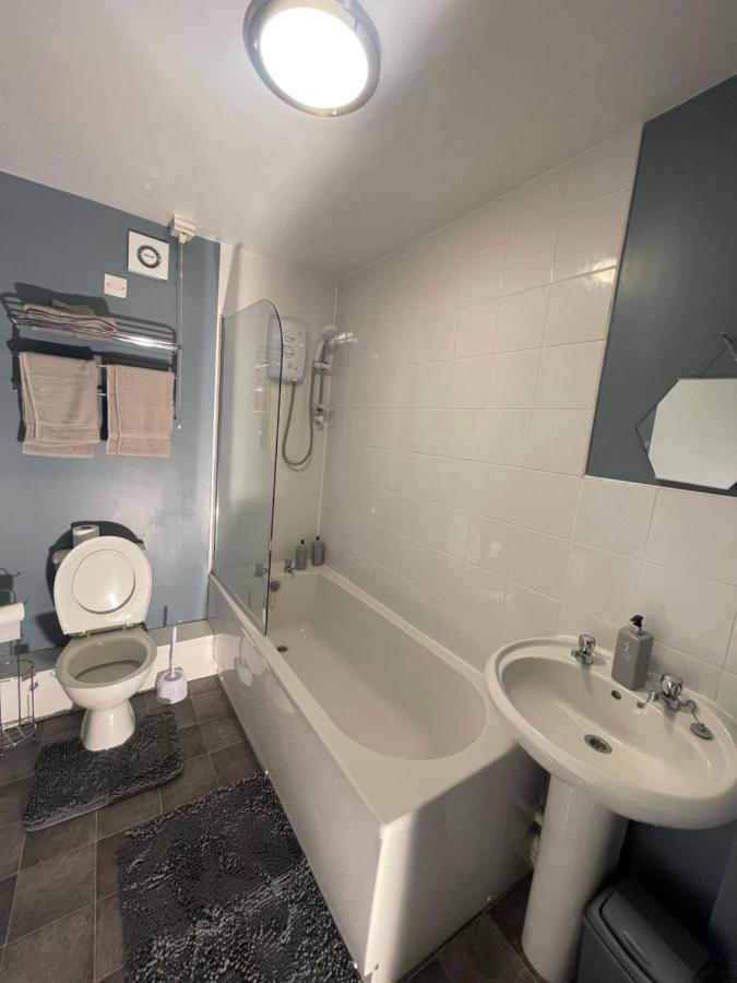 Cosy, Modern Apartment Wednesbury Exterior foto